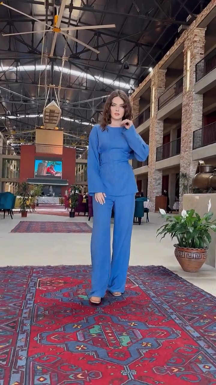 Sapphire Ease Ensemble